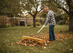 32P Polypropylene Grass and Leaf Rake